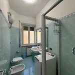 Hydrangeas Flat In Centocelle Apartman